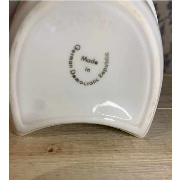 Vintage German Lucky Floral Horseshoe Lidded Trinket Dish Box - Picture 2 of 9